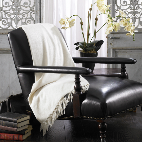 Plaid en cachemire à franges