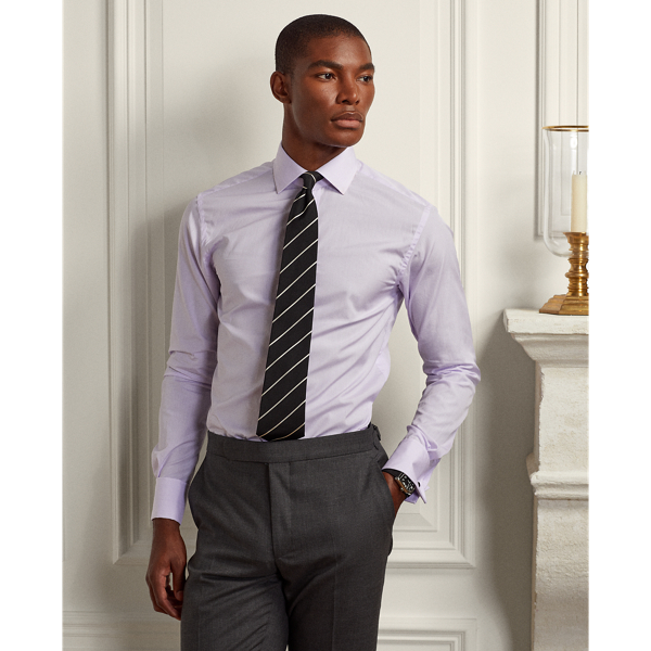 A masterpiece of Italian crafting, this shirt is meticulously constructed with 200s-quality, two-ply cotton in an elegant end-on-end weave. Every element reflects Purple Label's dedication to sartorial excellence, from the refined lightweight fabric to the genuine mother-of-pearl buttons that provide an exquisite finishing touch.
