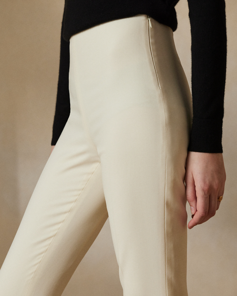 A slim fit and an ankle-grazing length define the modern elegance and versatility of these trousers.