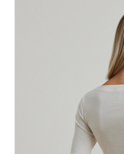 This timeless wardrobe staple is crafted with stretch-infused cotton and features an "LRL" monogram on the hem for a signature Lauren style.