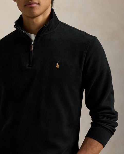 Our Estate-rib fabric gives this pullover a super-soft hand thanks to lightweight cotton, which is both peached and brushed.