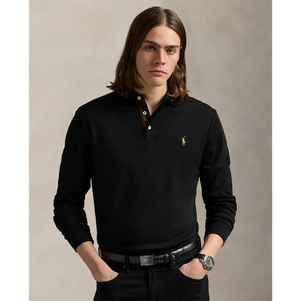 An American style standard since 1972, the Polo shirt has been imitated but never matched. Over the decades, Ralph Lauren Lauren has re-imagined his signature style in a wide array of colours and fits, yet all retain the quality and attention to detail of the iconic original. This long-sleeve version is made from luxe cotton interlock with an ultra-soft finish.