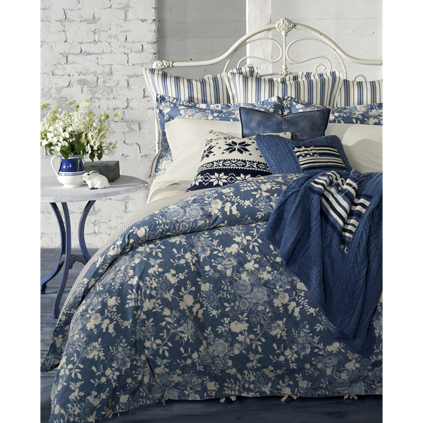 Analena Bedding Collection