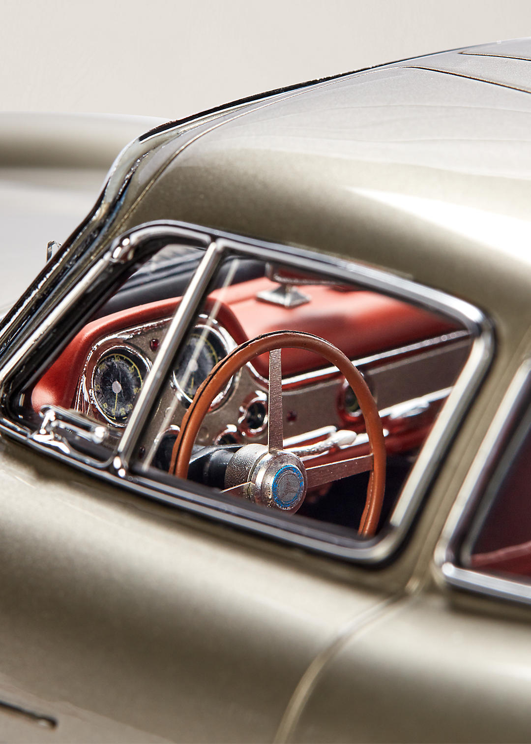 Ralph Lauren Home Mercedes-Benz Gullwing Coup&#233; 5