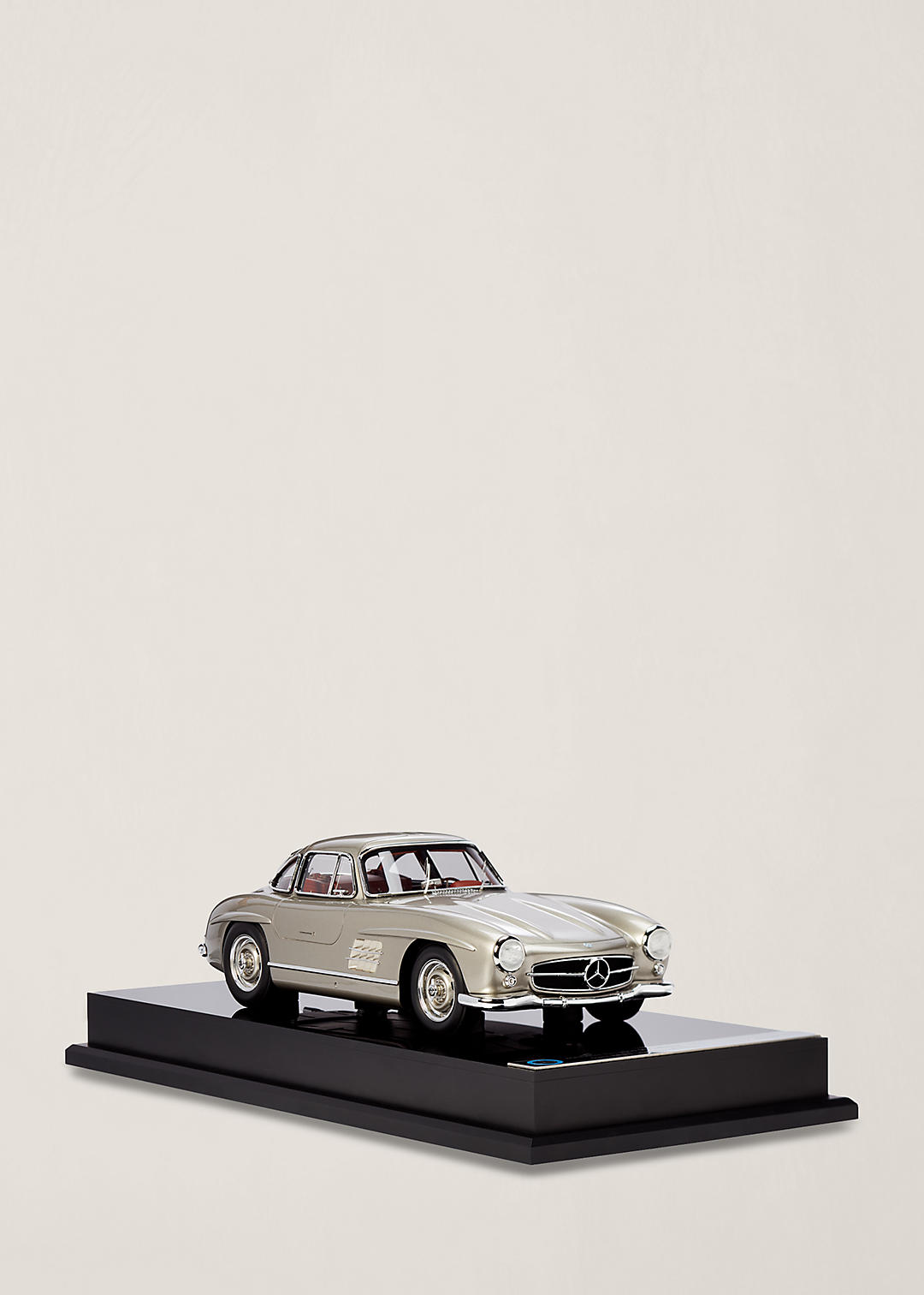 Ralph Lauren Home Mercedes-Benz Gullwing Coup&#233; 1