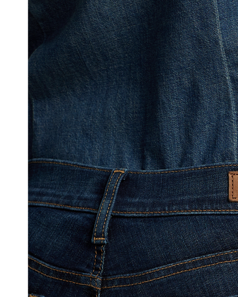 Our signature skinny jean is crafted from sustainable cotton that's infused with high stretch capabilities for a fit that's made to move with you.