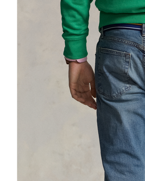 The slim-leg Sullivan features a regular rise and a trim fit through the seat, thigh and knee. This pair is made from American-grown cotton and hand-sanded for a timeworn look.