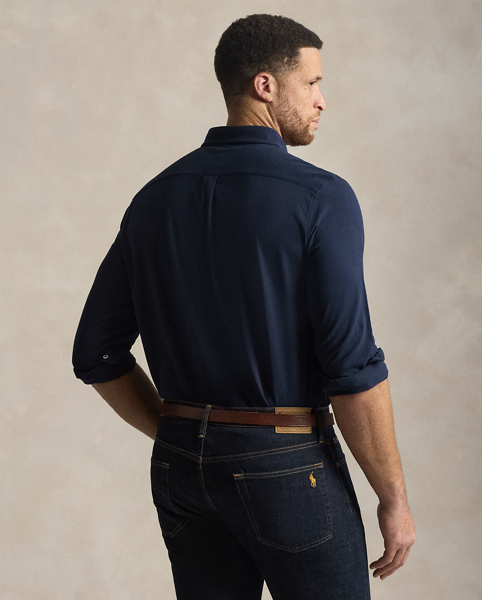 This Big & Tall version of our signature button-down is cut from an ultra-thin layer of our most lightweight cotton mesh, making it the perfect shirt for transitional days or when you want a comfortable layer underneath jumpers or jackets.