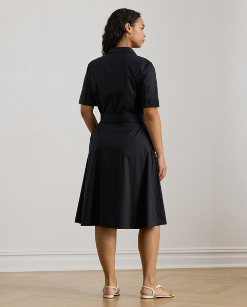 This iteration of Lauren's iconic shirtdress is defined by a fit-and-flare silhouette, signature engraved buttons and a waist-accentuating self-belt. Equal parts stylish and comfortable, it's made with a lightweight stretch-cotton blend.