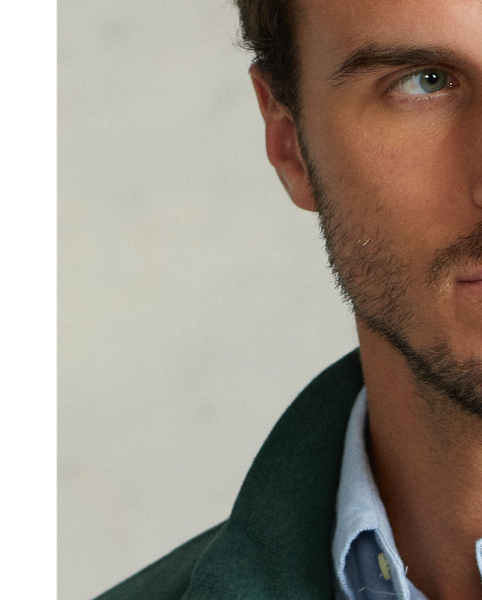 Our signature Estate rib fabric gives this lightweight layer an exceptionally soft hand, thanks to double-knit cotton that's both peached and brushed.