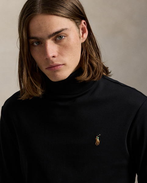 This wear-with-anything roll neck is made from the same smooth interlock fabric that's used in our Soft Cotton Polo shirts.