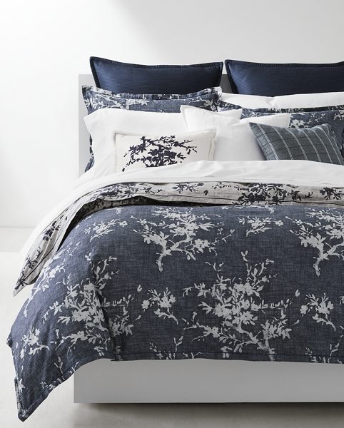 Eva Bedding Collection