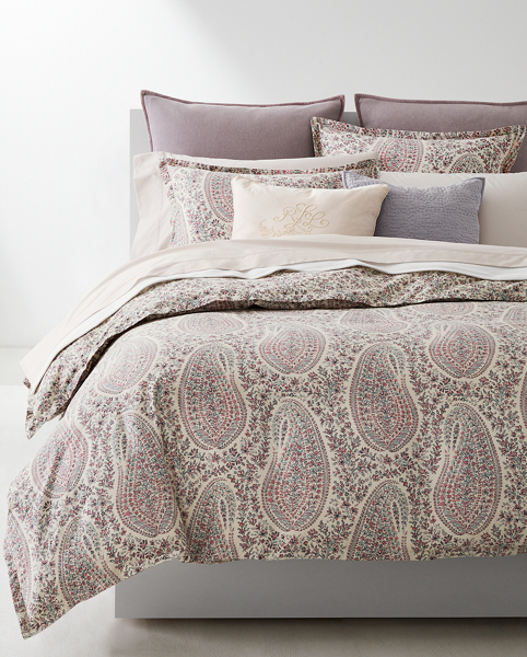 Claudia Bedding Collection