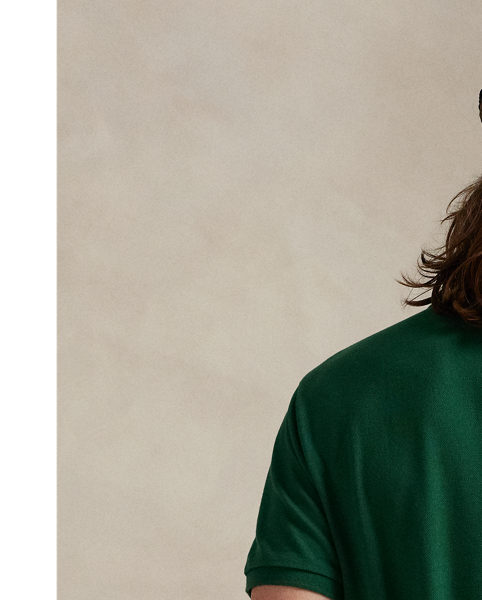An American style standard since 1972, the Polo shirt has been imitated but never matched. Over the decades,  Ralph Lauren Lauren has re-imagined his signature style in a wide array of colours and fits, yet all retain the quality and attention to detail of the iconic original. This trim version is made from our highly breathable cotton mesh, which offers a textured look and a soft feel.