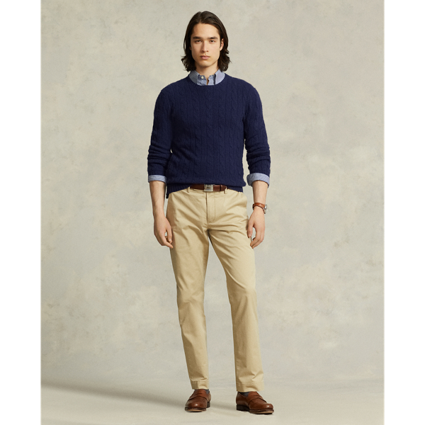 We've added extra stretch to our Straight Fit silhouette to make these cotton-blend trousers even more comfortable to wear.