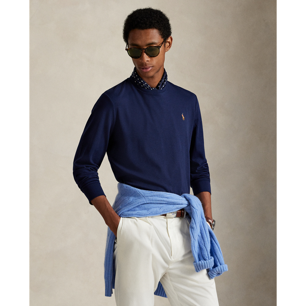Featuring an ultra-smooth finish, this piece is made from the same fabric as our Soft Cotton Polo shirts.