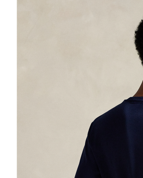 Featuring an ultra-smooth finish, this piece is made from the same fabric as our Soft Cotton Polo shirts.