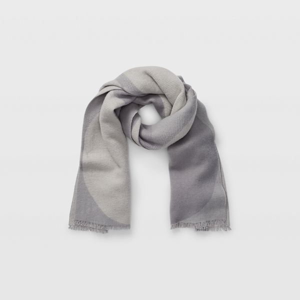gray and white blanket scarf