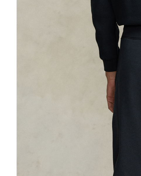 Crafted with soft cotton-blend fleece, these tracksuit bottoms are cut for a tapered fit and accented with our signature embroidered Pony.