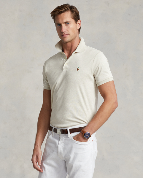 An American style standard since 1972, the Polo shirt has been imitated but never matched. Over the decades, Ralph Lauren Lauren has re-imagined his signature style in a wide array of colours and fits, yet all retain the quality and attention to detail of the iconic original. This trim version is made from luxe cotton interlock with an ultra-soft finish.