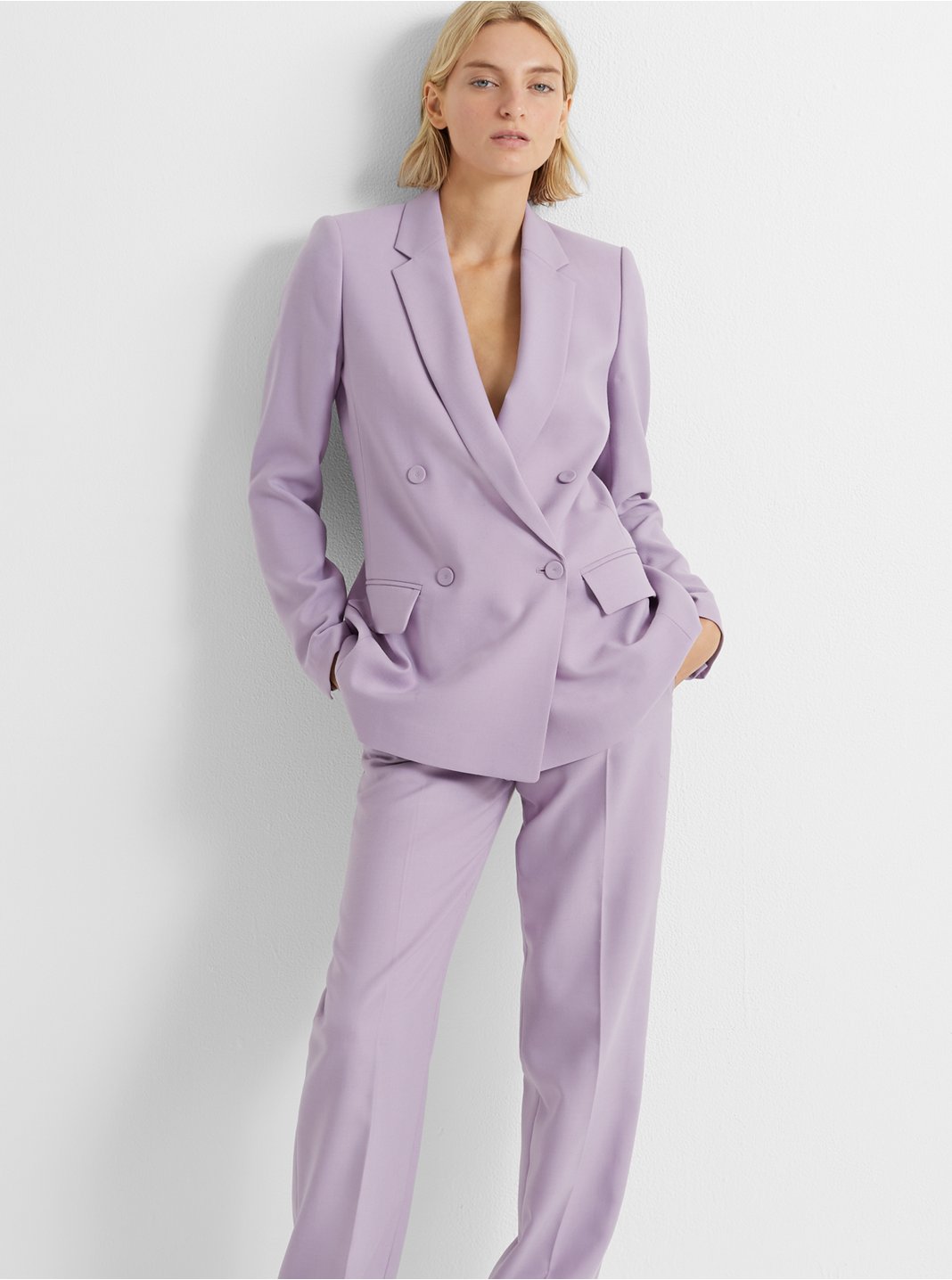 *Swap The Dresses For These Chic AF Suits This Easter