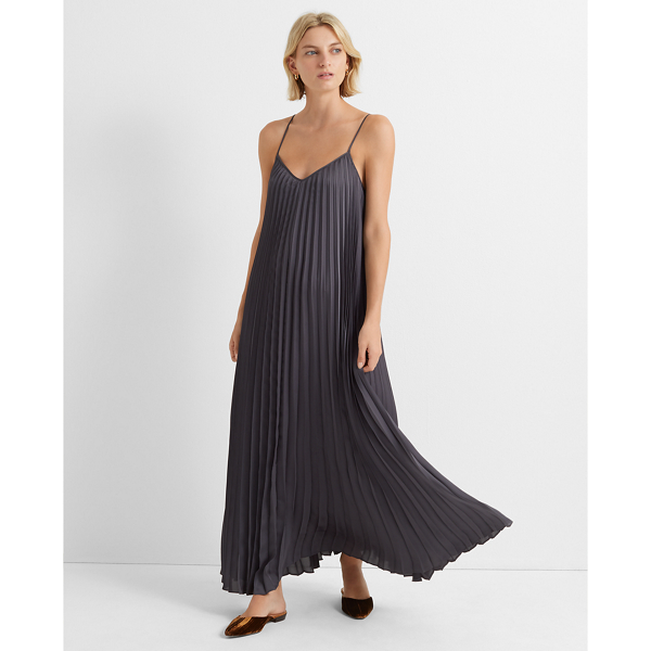 pleated long dress