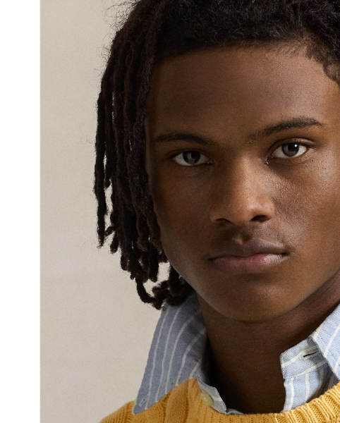 This cotton jumper combines two of Polo's most iconic design elements: a textural cable-knit motif and our signature embroidered Pony.