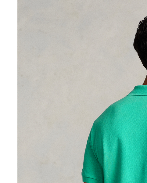 An American style standard since 1972, the Polo shirt has been imitated but never matched. Over the decades,  Ralph Lauren Lauren has re-imagined his signature style in a wide array of colours and fits, yet all retain the quality and attention to detail of the iconic original. This version is cut slim through the body and washed for added softness.