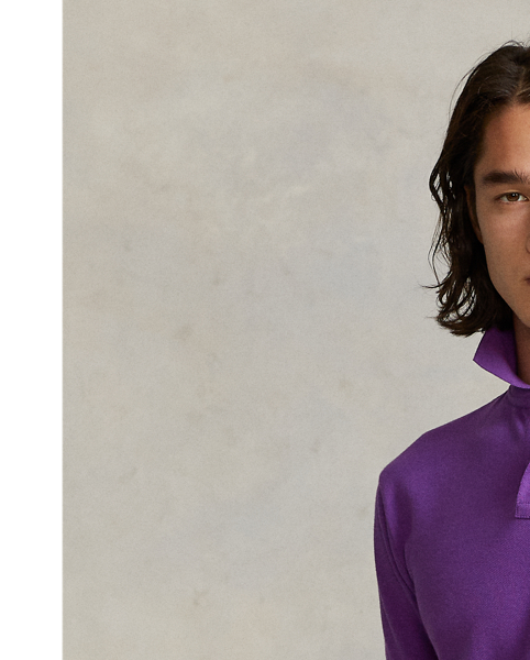 An American style standard since 1972, the Polo shirt has been imitated but never matched. Over the decades,  Ralph Lauren Lauren has re-imagined his signature style in a wide array of colours and fits, yet all retain the quality and attention to detail of the iconic original. This version is cut slim through the body and washed for added softness.