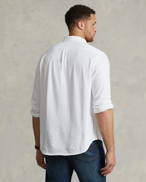 This Big & Tall version of our signature button-down is cut from an ultra-thin layer of our most lightweight cotton mesh, making it the perfect shirt for transitional days or when you want a comfortable layer underneath jumpers or jackets.