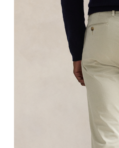 A wear-with-anything essential, these lightweight trousers are tailored from ultrasoft cotton twill that has a hint of stretch for extra comfort.