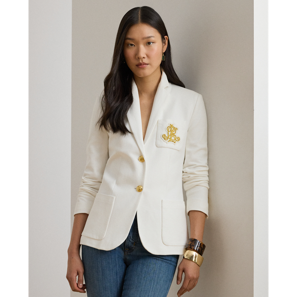 This chic jacquard blazer embodies Lauren style with a signature bullion patch on the chest and luxurious crest-embossed buttons.