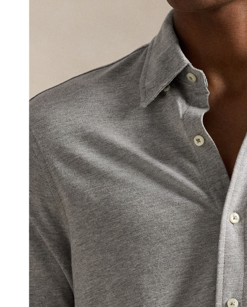 This version of our signature button-down is cut from an ultrathin layer of our most lightweight cotton mesh, making it the perfect shirt for transitional days or when you want a comfortable layer underneath jumpers or jackets.