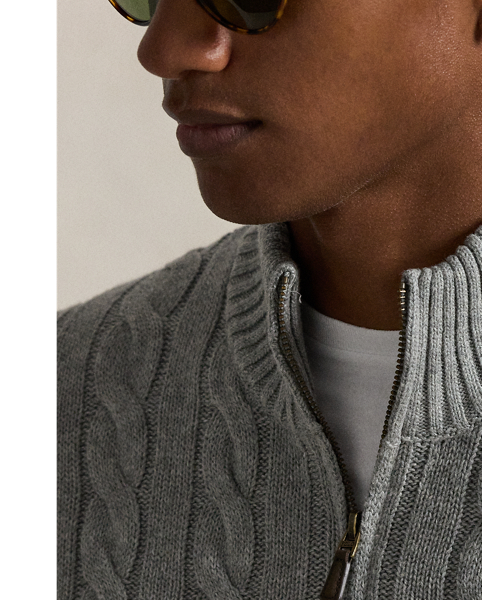 This chunky-knit cotton layer features our iconic cable design and signature embroidered Pony.