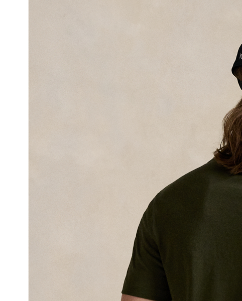 In soft cotton jersey, this crewneck T-shirt is specially washed to give it a perfectly broken-in look and feel.