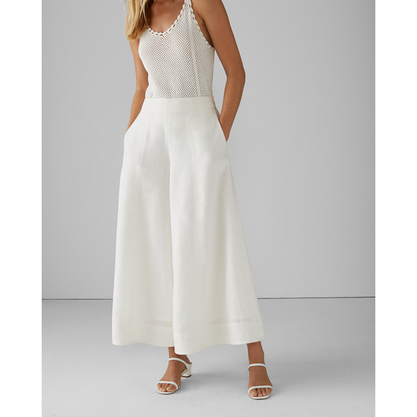 Image of Club Monaco White Crop Flare Pants in Size