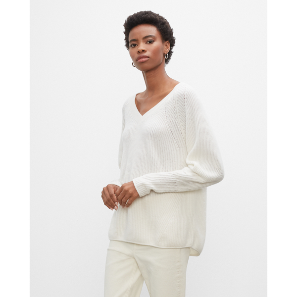 grey v neck cashmere sweater