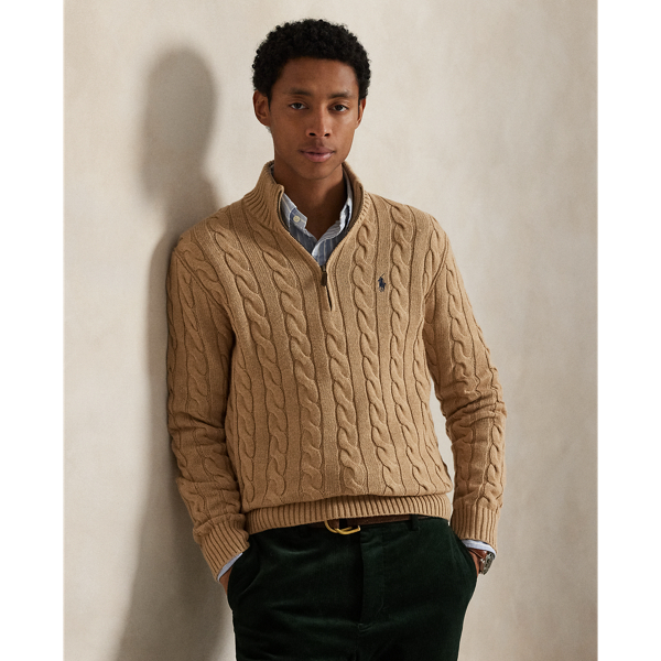 This chunky-knit cotton layer features our iconic cable design and signature embroidered Pony.