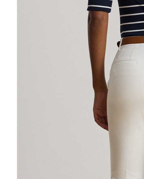 This essential trouser is crafted with a stretch-infused cotton blend and designed with a streamlined silhouette.