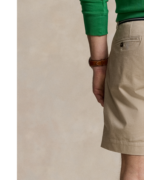 Extra stretch makes these chino shorts even more comfortable.
