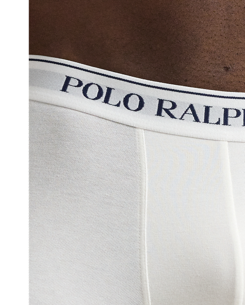 The boxer shorts in this convenient three-pack are made from a cotton blend with a hint of stretch for added comfort.