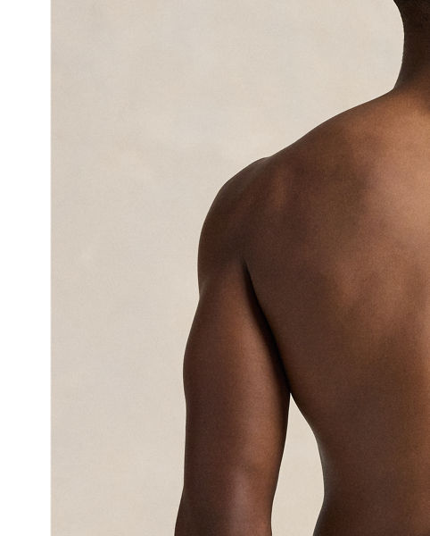 The boxer shorts in this convenient three-pack are made from a cotton blend with a hint of stretch for added comfort.