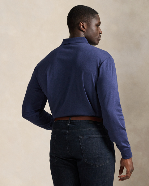 An American style standard since 1972, the Polo shirt has been imitated but never matched. Over the decades, Ralph Lauren Lauren has re-imagined his signature style in a wide array of colours and fits, yet all retain the quality and attention to detail of the iconic original. This Big & Tall version is made from luxe cotton interlock featuring an ultra-soft finish.