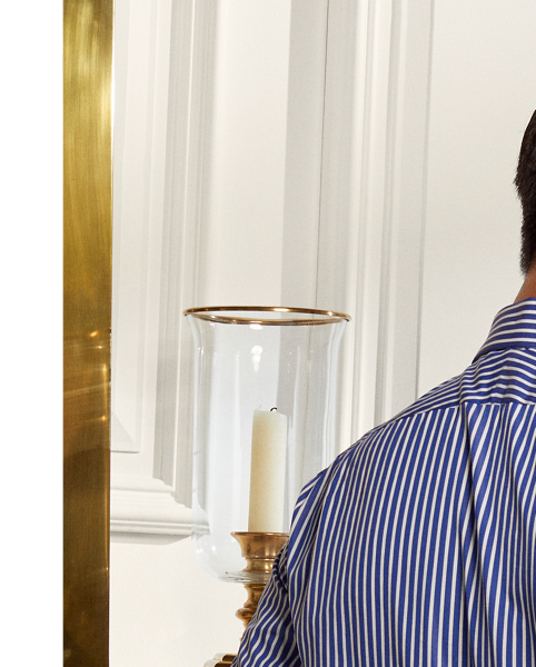 This shirt is crafted in Italy from a striped cotton fabric that is defined by its rich colour saturation. Genuine mother-of-pearl buttons provide a sophisticated finish.