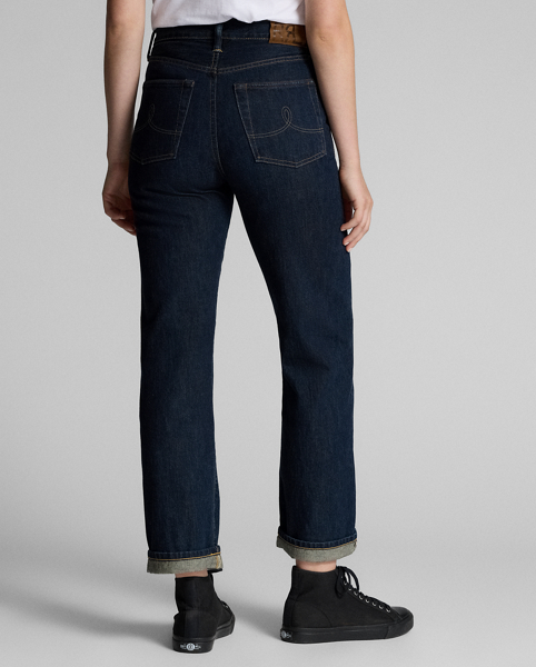 High-rise, straight-fitting jeans made from 317.5 g of selvedge denim. The 3x1 right-hand twill is shuttle-woven in Japan. Dyed with indigo and rinsed. "RRL" embroidery on the selvedge coin pocket. Sanforized to reduce shrinkage.