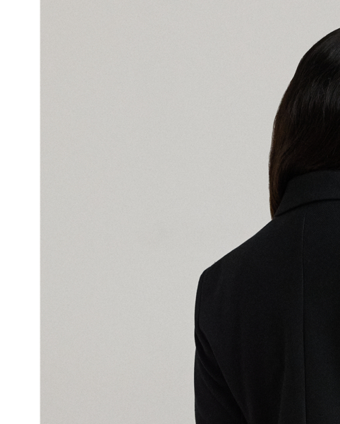 This chic jacquard blazer embodies Lauren style with a signature bullion patch on the chest and luxurious crest-embossed buttons.