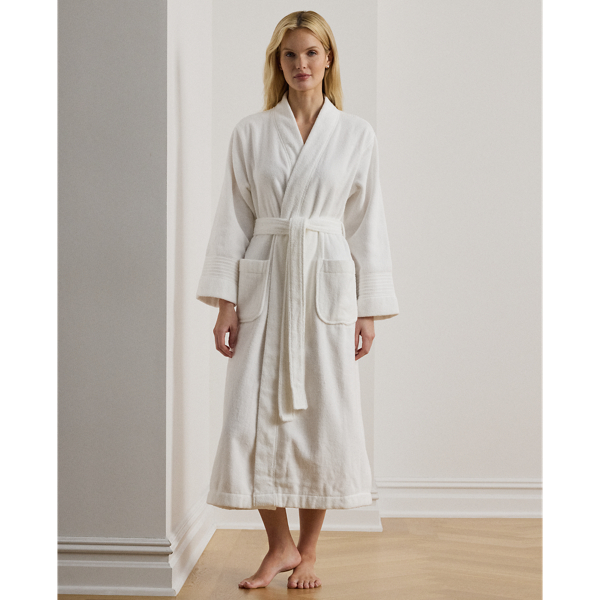 Cozy cotton terry and a wrap silhouette make this soft kimono-collar robe a layer you'll want to live in.