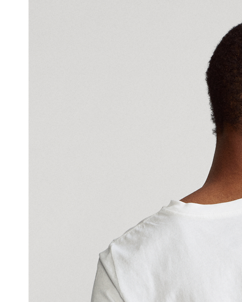 This essential V-neck T-shirt is crafted from cotton jersey, washed for added softness and meticulously embroidered with our signature Pony.