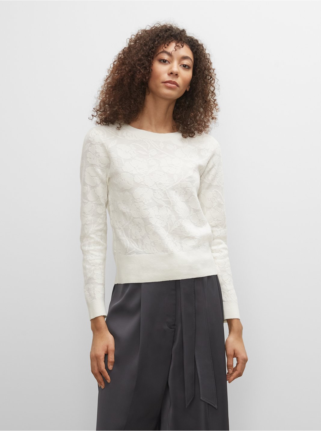 클럽 모나코 스웨터 Club Monaco Floral Jacquard Sweater,White