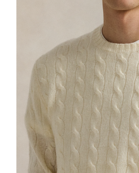 This interpretation of our iconic cable-knit jumper is crafted with Italian wool yarn that’s spun with cashmere.